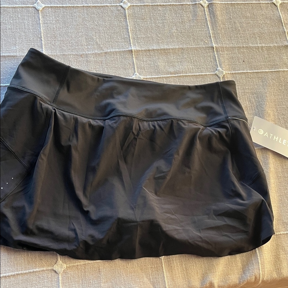 Athleta Run with it 14” skort